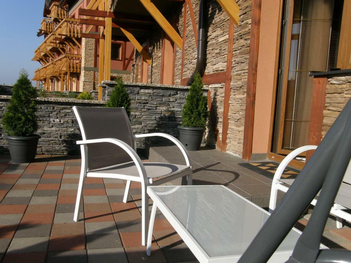 Terezia Tatry - Golf Apartment Veľka Lomnica Bagian luar foto